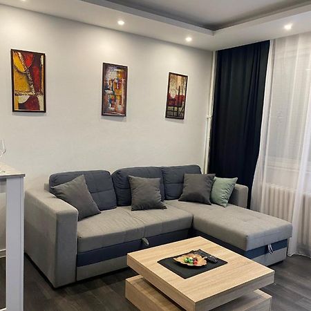 Apartman Mici Ni Exterior foto