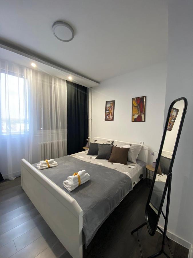 Apartman Mici Ni Exterior foto